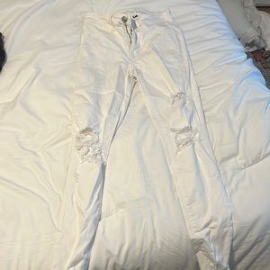 White American eagle jeans